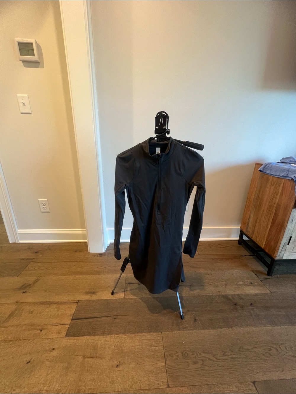 Women’s Lululemon Athletica Nulux Long Sleeve Tennis Dress-Size 2